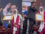 lesti-kejora-dinobatkan-jadi-duta-petani-milenial-oleh-syahrul-yasin-limpo.jpg