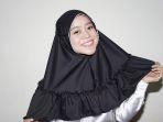 lesty-kejora-pamerkan-isi-kamarnya.jpg