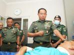 letjen-tni-agus-subiyanto-menjenguk-lima-orang-kru-helikopter-bell-412.jpg