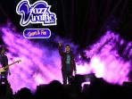 letto-goyang-publik-jazz-traffic-festival-di-surabaya_20190916_105427.jpg