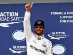lewis-hamilton-jempolannn_20160319_181622.jpg