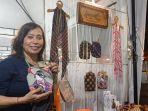 liem-lie-bien-memamerkan-produk-kerajinan-tangan-bien-craft.jpg