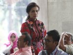 liestyana-rizal-gusman-penuhi-panggilan-kpk-menjadi-saksi_20161012_223530.jpg