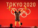 lifter-putri-indonesia-nurul-akmal-berhasil-mengangkat-beban.jpg