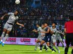 liga-1-2022-arema-fc-vs-persebaya_20221001_215201.jpg