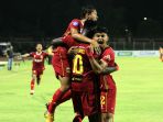 liga-1-bhayangkara-fc-libas-persebaya-surabaya-2-1_20220121_053818.jpg