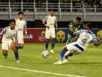 liga-1-persebaya-surabaya-menang-tipis-atas-psis-semarang_20220824_042918.jpg