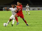 liga-1-persija-jakarta-ditaklukkan-bali-united-0-1_20211126_233420.jpg