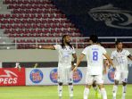 liga-1-persija-jakarta-takluk-0-1-dari-arema-fc_20211018_113056.jpg