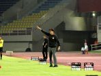 liga-1-persija-jakarta-takluk-0-1-dari-arema-fc_20211018_114958.jpg