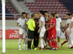 liga-1-persija-jakarta-takluk-0-1-dari-arema-fc_20211018_120649.jpg
