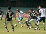 liga-1-persikabo-1973-vs-persib-bandung-imbang-0-0_20210927_225333.jpg