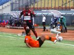 liga-1-persiraja-banda-aceh-kalah-1-2-dari-persipura-jayapura_20210924_234100.jpg