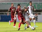 liga-2-persis-solo-bekuk-sriwijaya-fc-2-0_20211220_031353.jpg