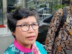 lili-pintauli-siregar-nih2.jpg