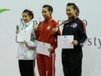 lindswell-kwok-raih-emas-kedua_20161021_233147.jpg