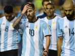 lionel-messi-dkdk-tertunduk-lesu-setelah-argentina-ditahan-peru_20171006_194051.jpg