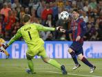 lionel-messi-manuel-neuer_20150507_075101.jpg