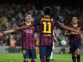 lionel-messi-menyambut-neymar.jpg