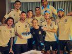 lionel-messi-rayakan-ulang-tahun-di-timnas-argentina.jpg