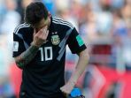 lionel-messi-saat-memperkuat-timnas-argentina-melawan-islandia-sabtu-1662018_20180617_220731.jpg