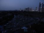 listrik-padam-permukiman-warga-jakarta-gelap-gulita_20190804_213956.jpg