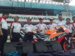 livio-luppo-ketiga-dari-kanan_20160214_184354.jpg