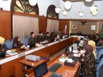 lks-tripartit_20180424_100712.jpg