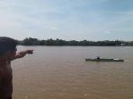 lokasi-kapal-tenggelam-di-sungai-kapuas_20160811_134632.jpg