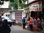 lokasi-meninggalnya-iqbal-di-tempat-pangkas-rambut_20160621_144050.jpg