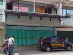 lokasi-penganiayaan-di-kompleks-ruko-solo-baru.jpg