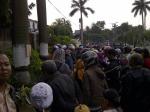 lokasi-uje-kecelakaan-dipenuhi-warga.jpg