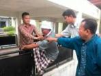 lompat-pagar-pembatas_20151030_133105.jpg
