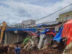 longsor-di-jembatan-pamuyuran.jpg