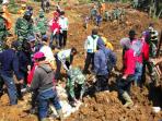 longsor-pangalengan-pkpu_20150508_011339.jpg