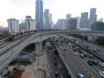 longspan-lrt-kuningan-dianggap-bermasalah_20230803_182318.jpg