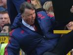 louis-van-gaal-jatuuhh_20160301_231042.jpg