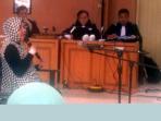 lucianty-pahri-sidang_20160413_111248.jpg