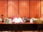 luhut-debat-678.jpg