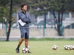 luis-milla-pelatih-timnas-indonesia-u-23_20180317_142356.jpg