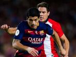 luis-suarez-dikejarrrr_20150824_014022.jpg