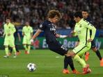 luis-suarez-kolongi-david-luiz_20150416_075930.jpg
