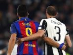 luis-suarez-n-giorgio-chellini_20170413_143718.jpg