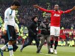 luis-suarez-vs-patrice-evra_20161021_101211.jpg