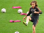 luka-modric-latiannnn_20150220_151626.jpg