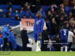 lukaku-acungkan-jempol.jpg