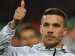 lukas-podolski-jempollll_20170323_171907.jpg
