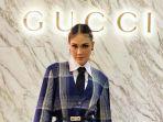 luna-maya-di-open-store-gucci.jpg