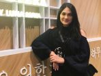 luna-maya-dijumpai-dalam-acara-peluncuran-kue_20171127_202304.jpg