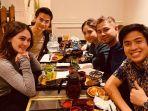 luna-maya-makan-bareng-raffi-ahmad-dan-nagita-slavina-ada-sosok-ryochin-yang-curi-perhatian.jpg